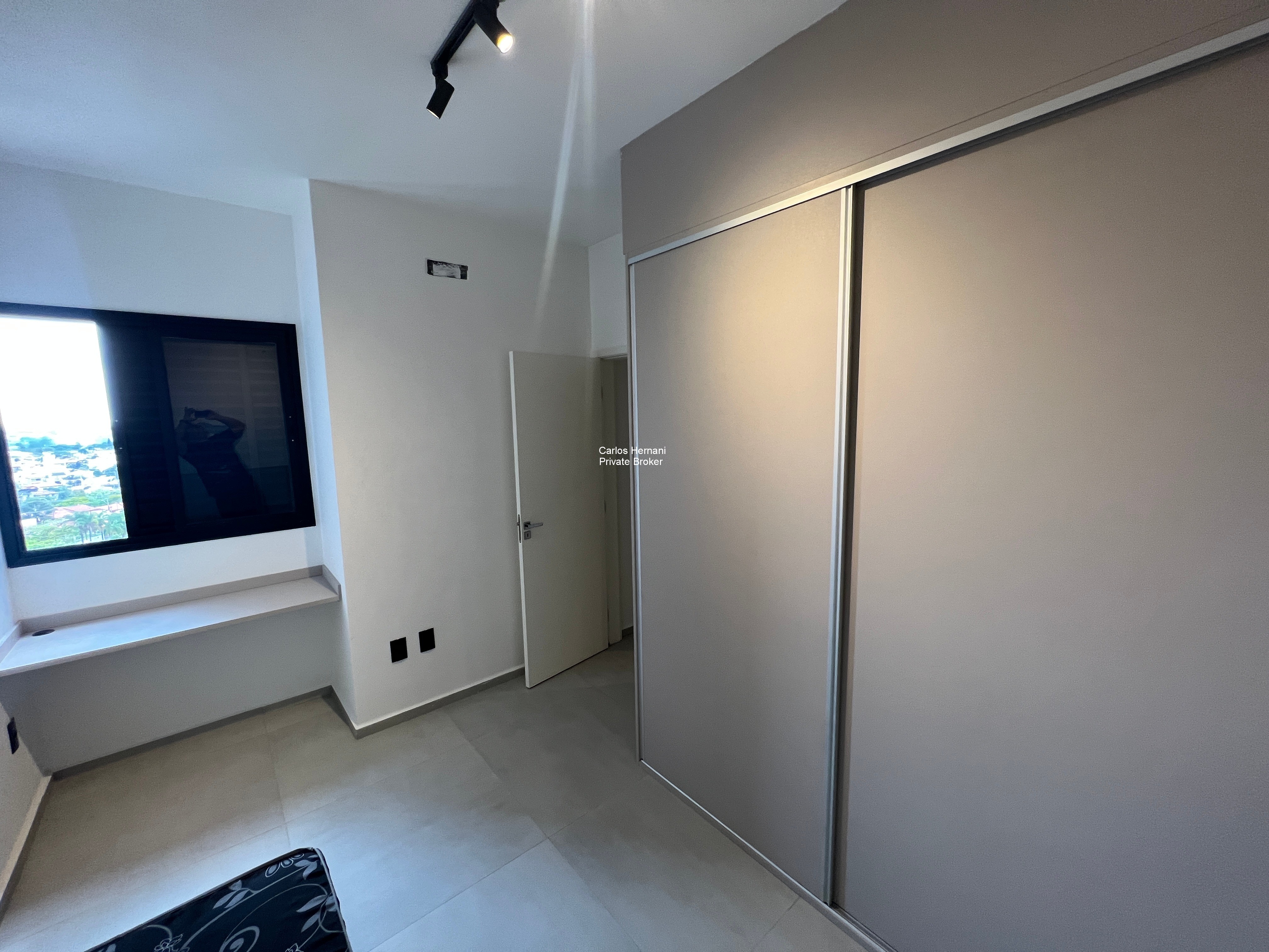 Apartamento à venda com 3 quartos, 74m² - Foto 24