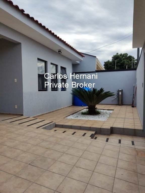 Casa à venda com 3 quartos, 350m² - Foto 1