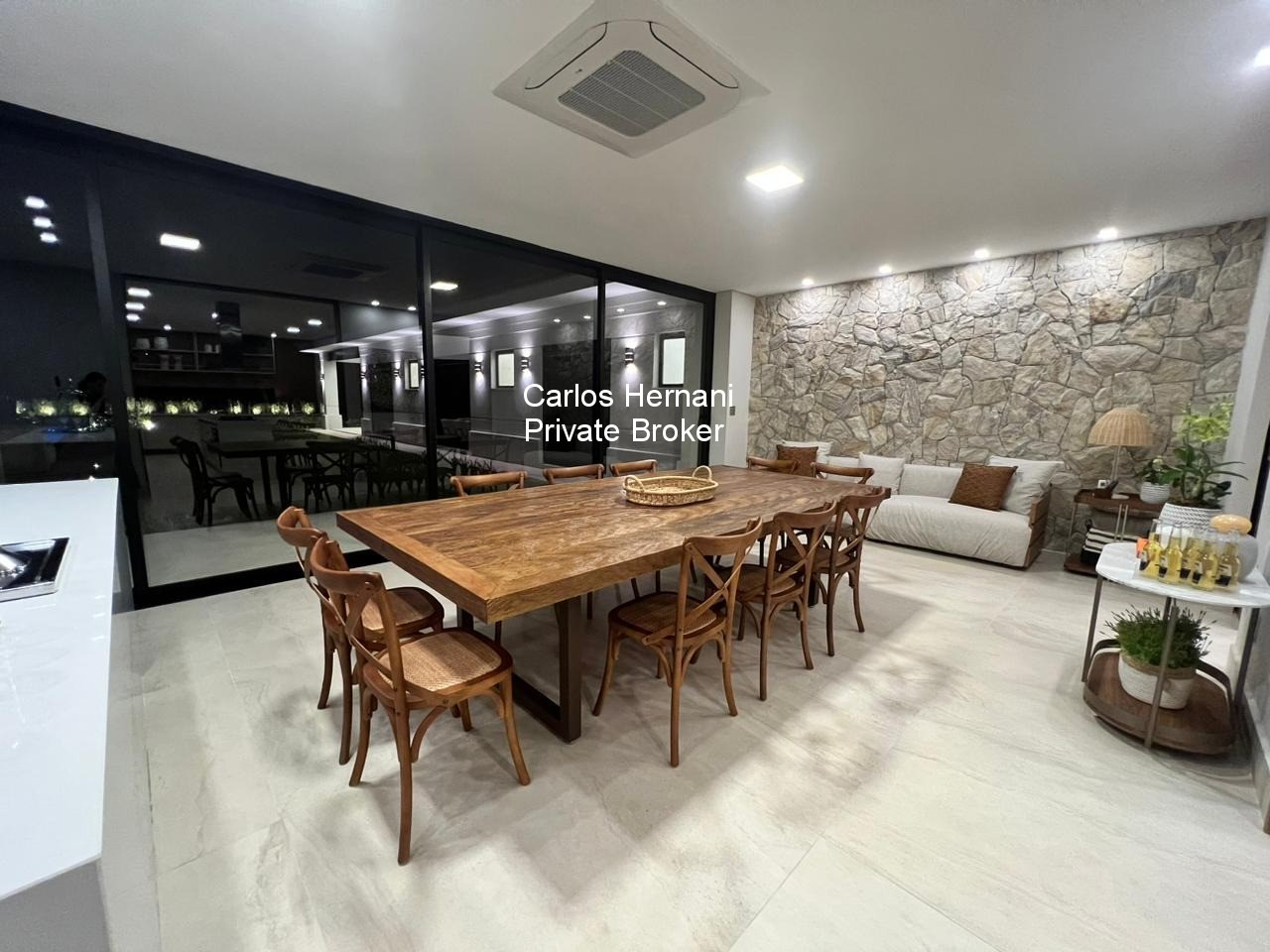 Casa à venda com 6 quartos, 2650m² - Foto 17