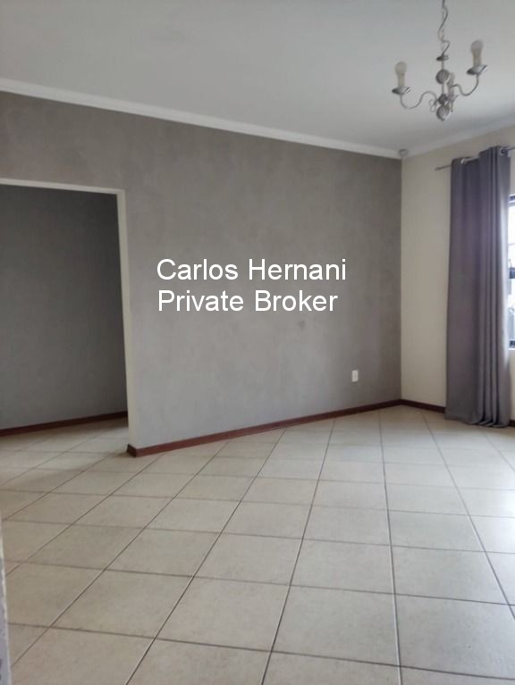 Casa à venda com 3 quartos, 350m² - Foto 2