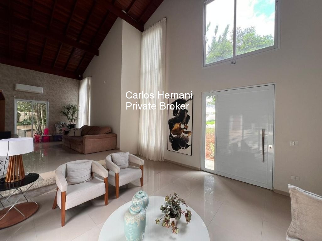 Casa à venda com 3 quartos, 280m² - Foto 2