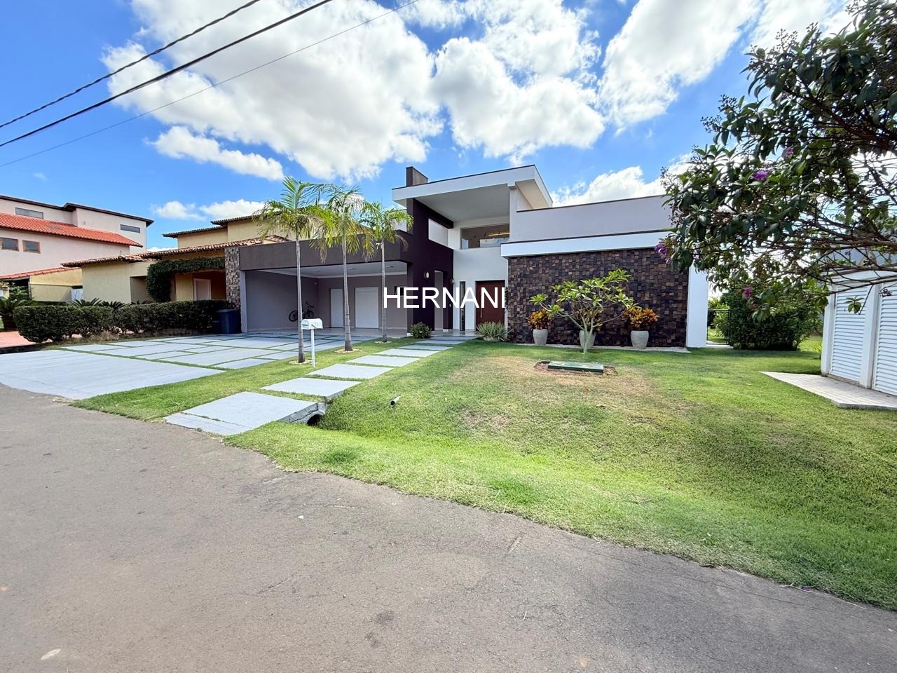 Casa, 4 quartos, 1000 m² - Foto 1