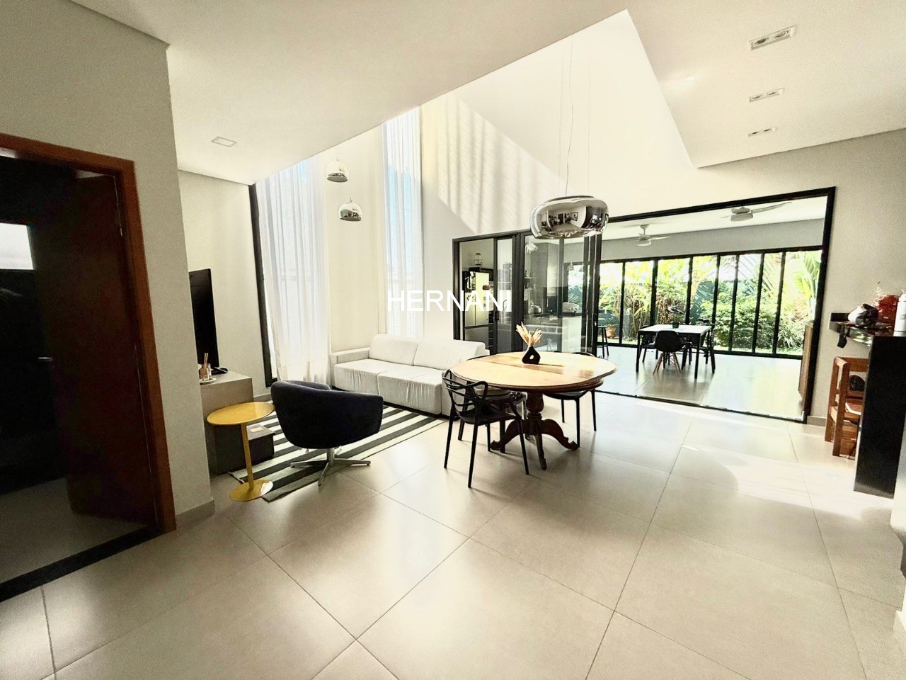 Casa, 3 quartos, 250 m² - Foto 50