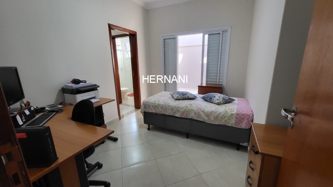 Casa, 3 quartos, 270 m² - Foto 19