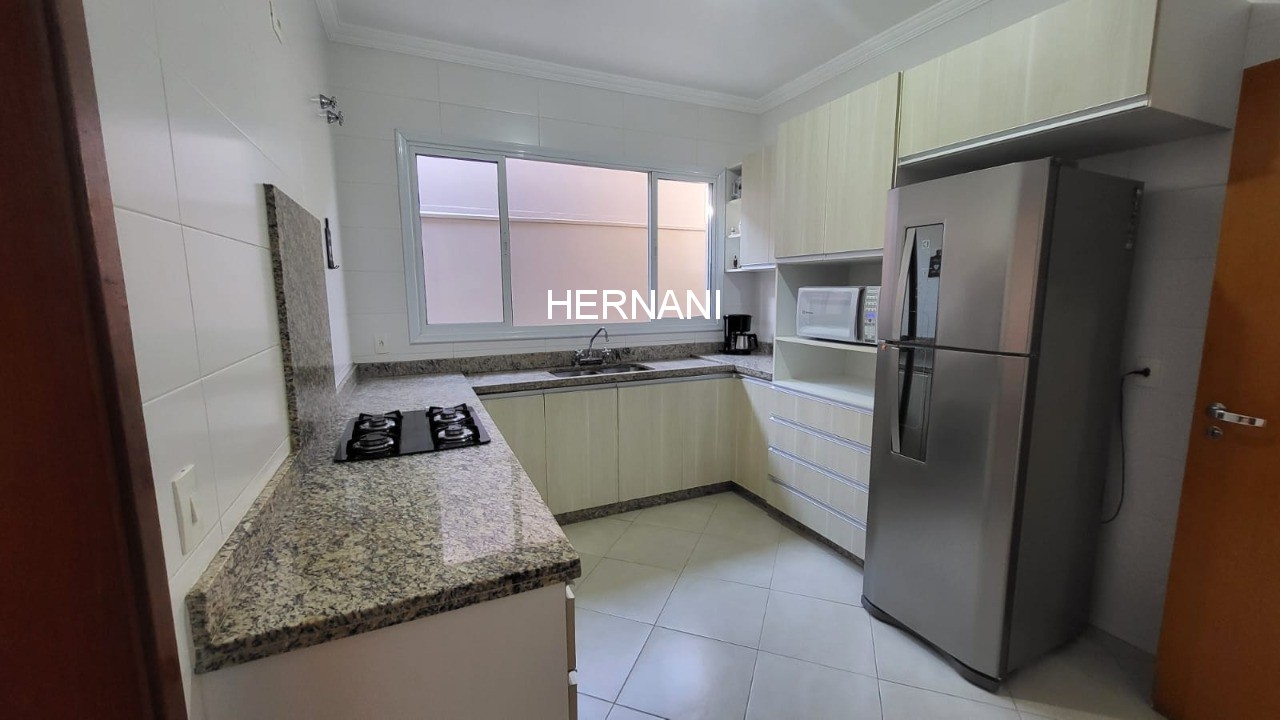 Casa, 3 quartos, 270 m² - Foto 25
