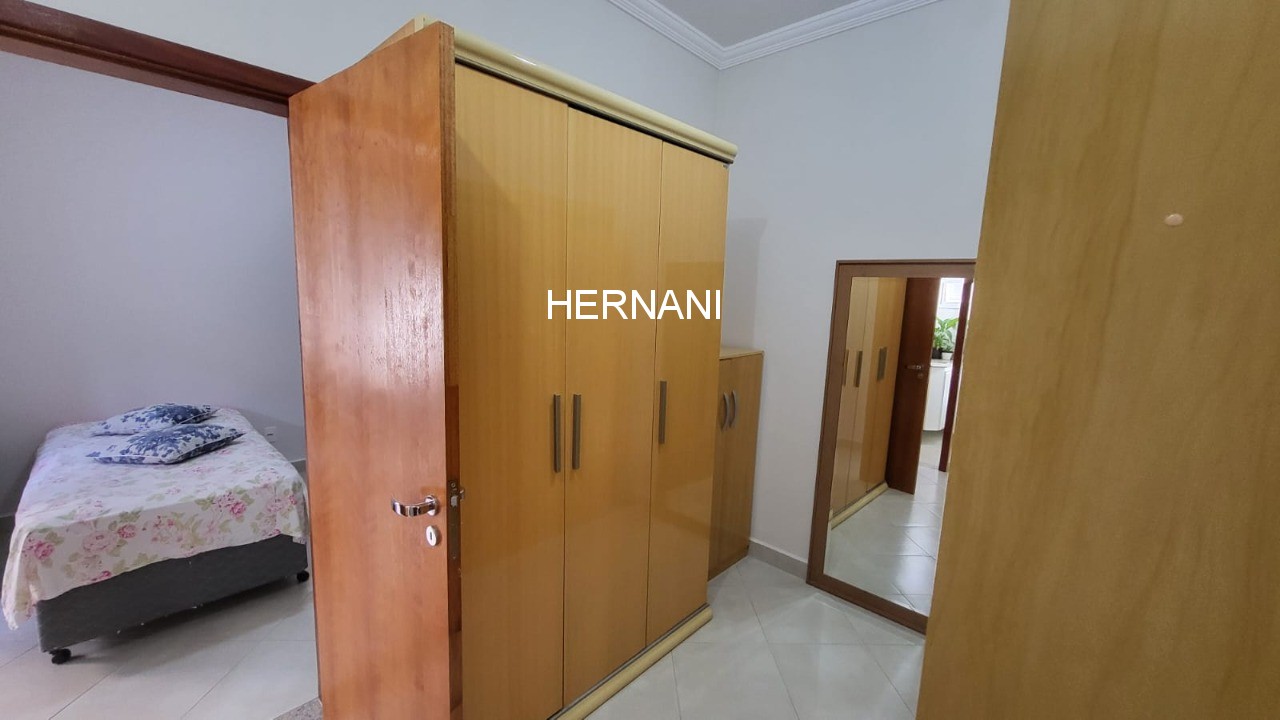 Casa, 3 quartos, 270 m² - Foto 16