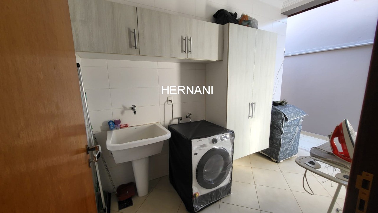 Casa, 3 quartos, 270 m² - Foto 20