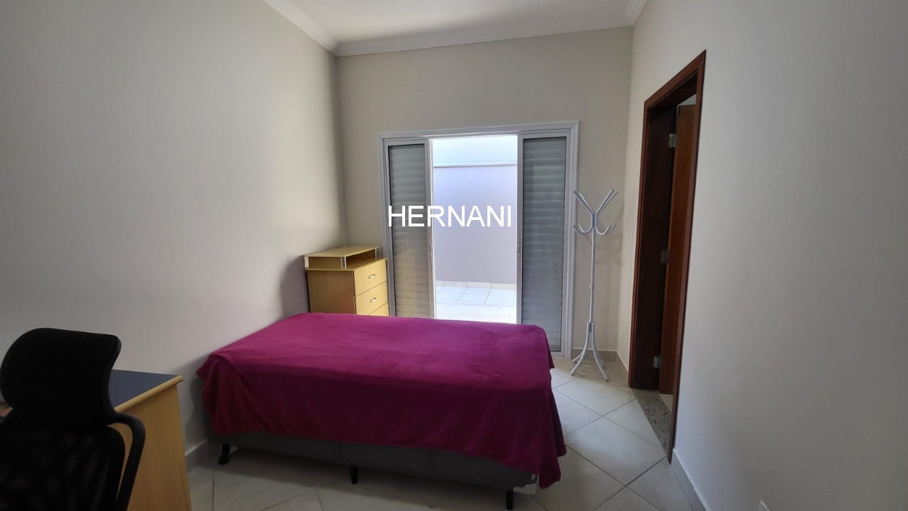 Casa, 3 quartos, 270 m² - Foto 13