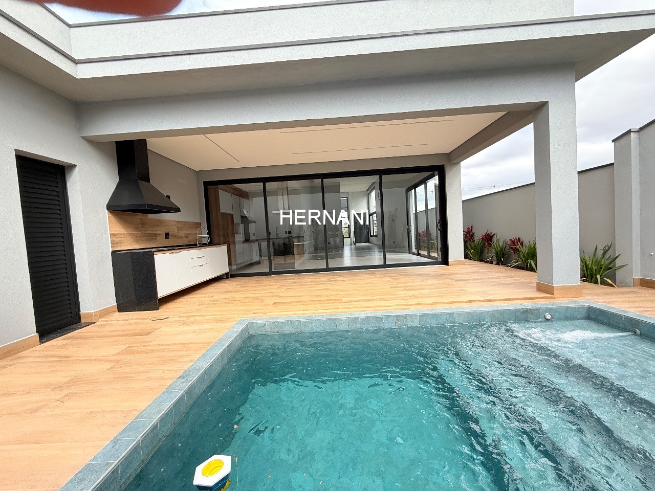 Casa, 3 quartos, 360 m² - Foto 22