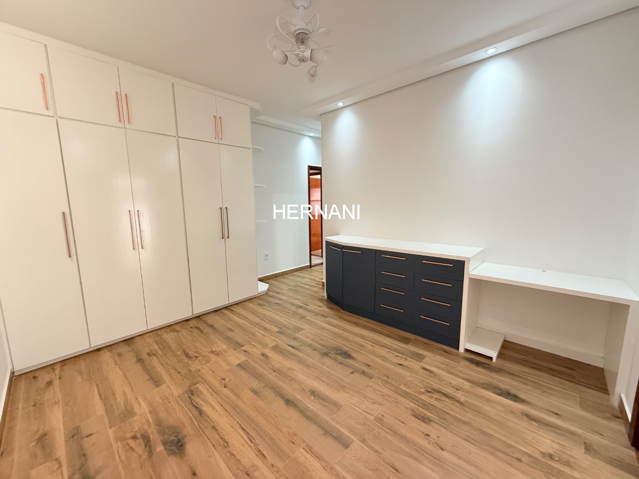 Casa, 3 quartos, 308 m² - Foto 10