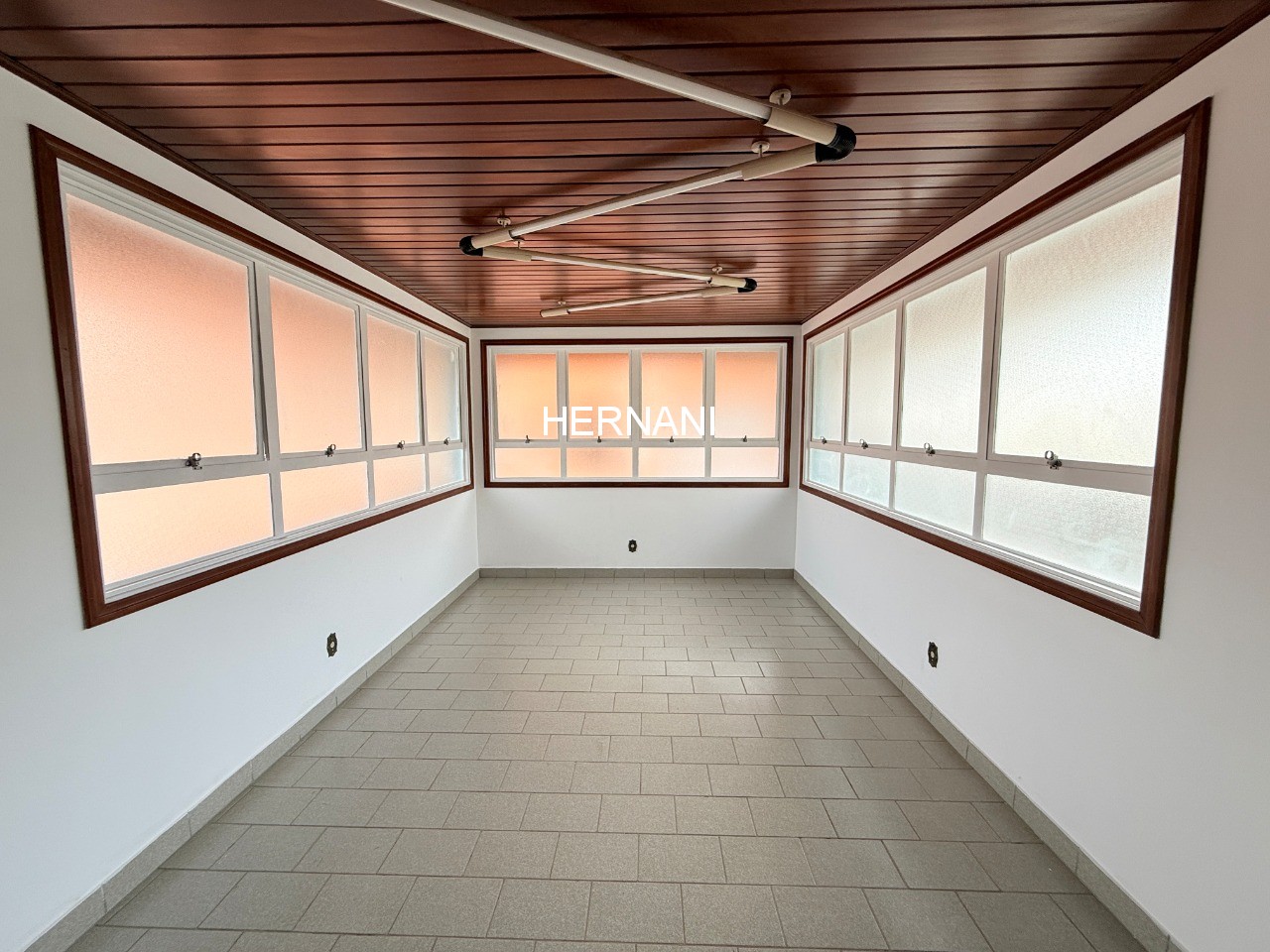 Casa, 4 quartos, 270 m² - Foto 29