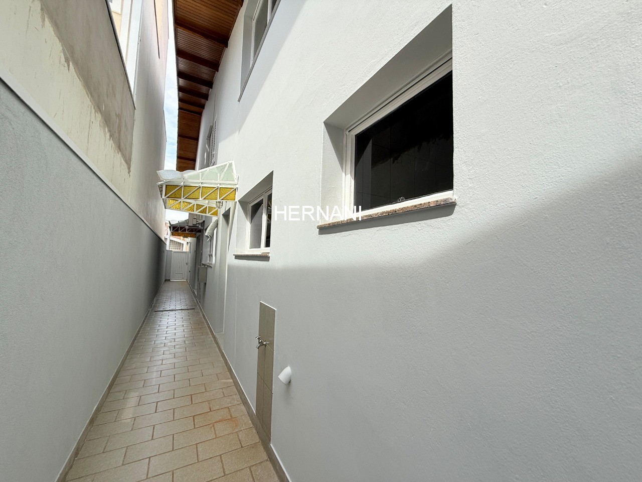 Casa, 4 quartos, 270 m² - Foto 11