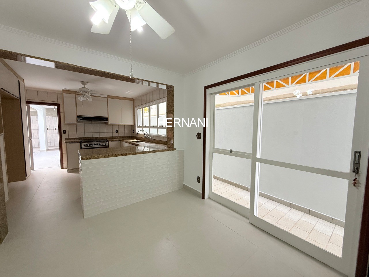 Casa, 4 quartos, 270 m² - Foto 27