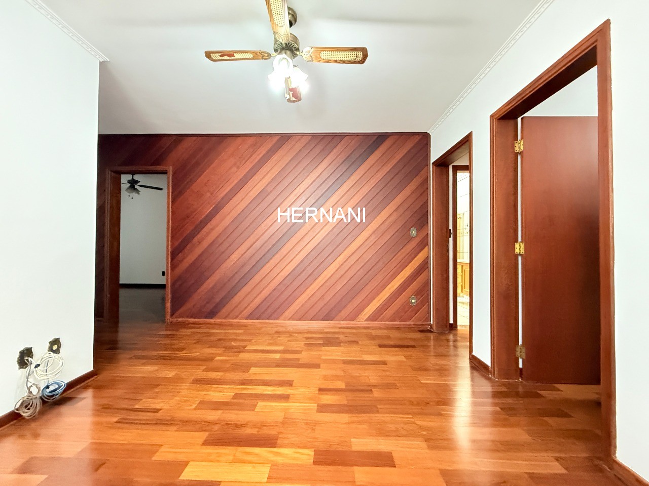 Casa, 4 quartos, 270 m² - Foto 28
