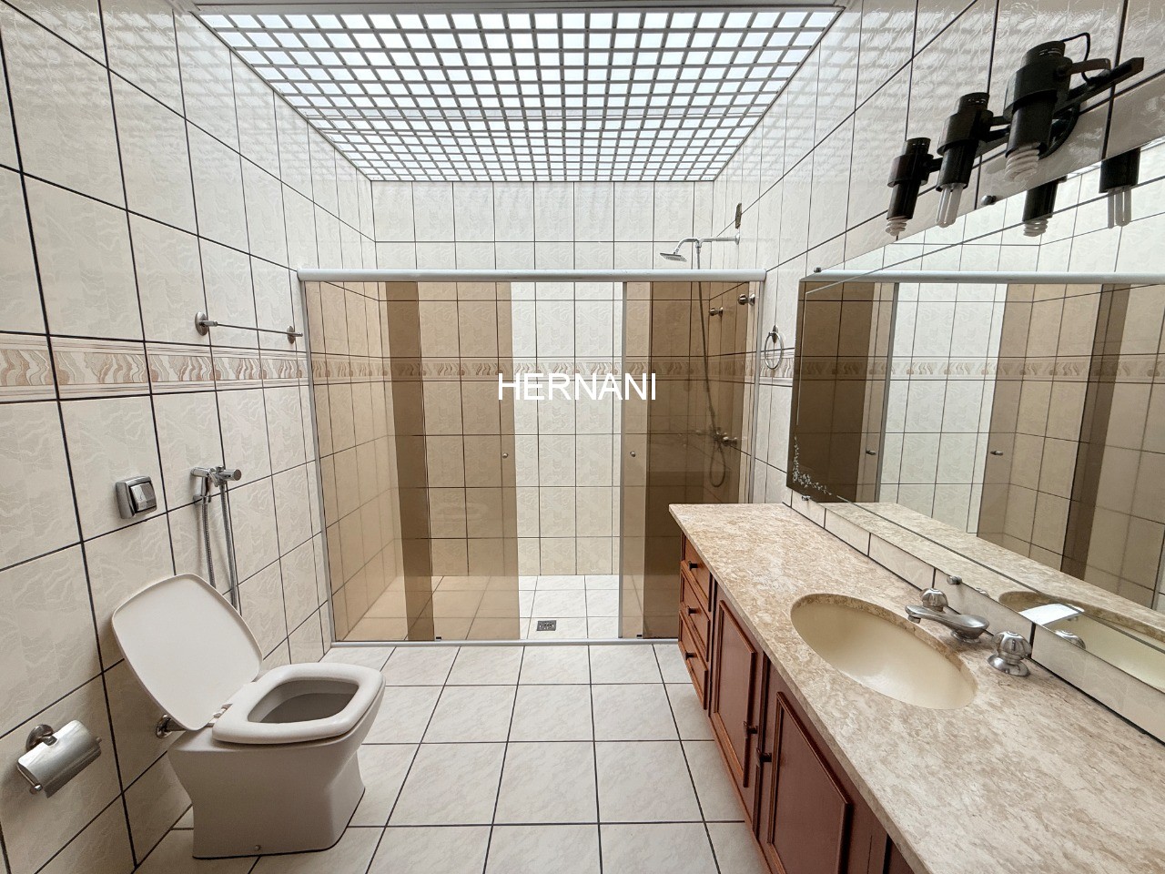 Casa, 4 quartos, 270 m² - Foto 35