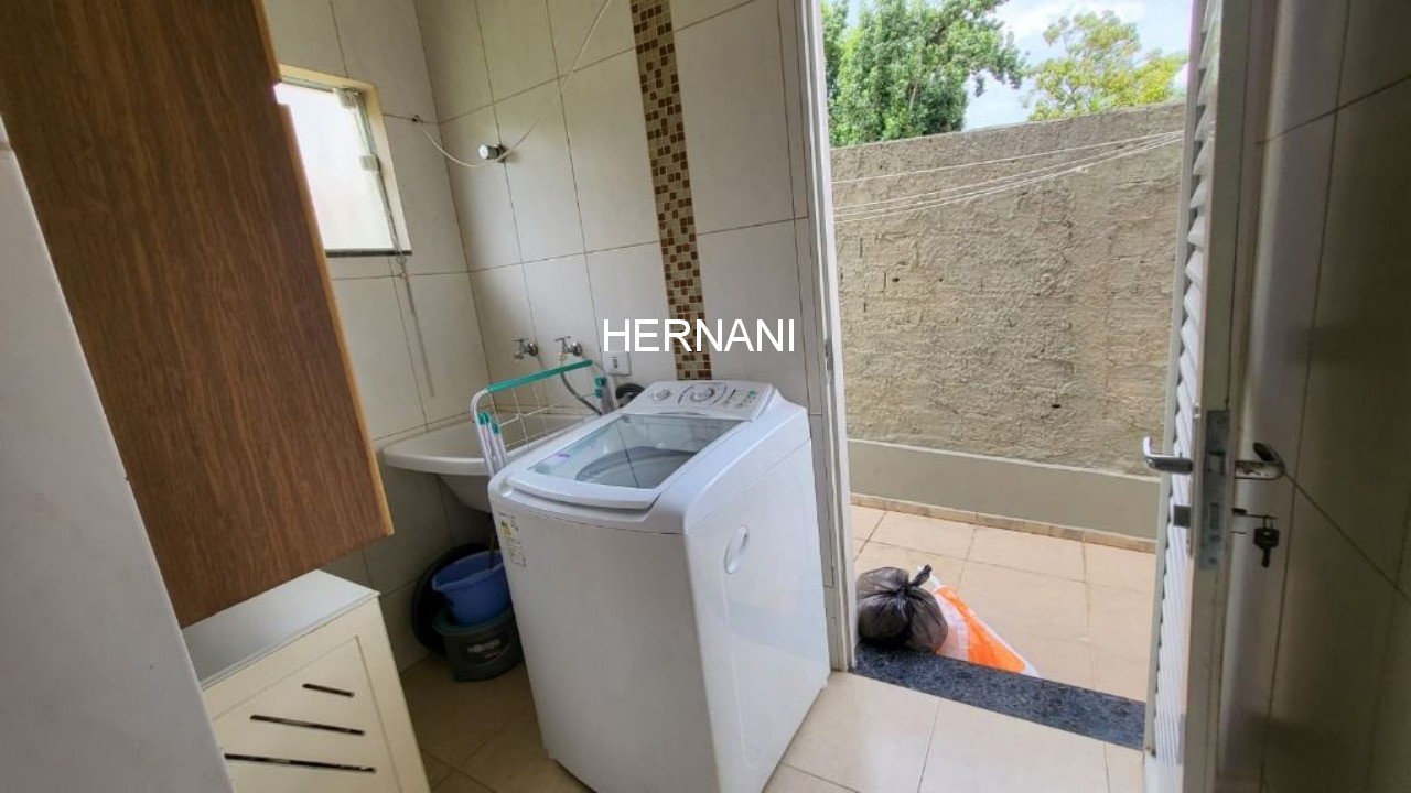 Casa, 3 quartos, 295 m² - Foto 10