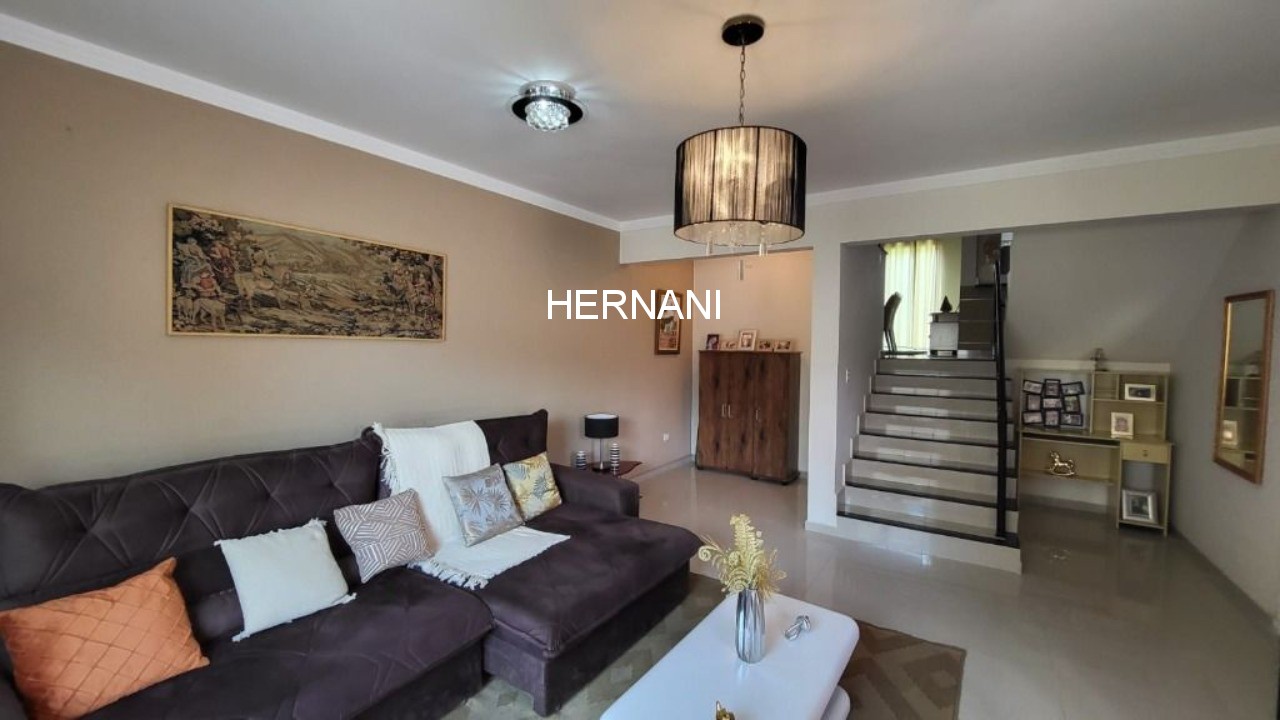 Casa, 3 quartos, 295 m² - Foto 2