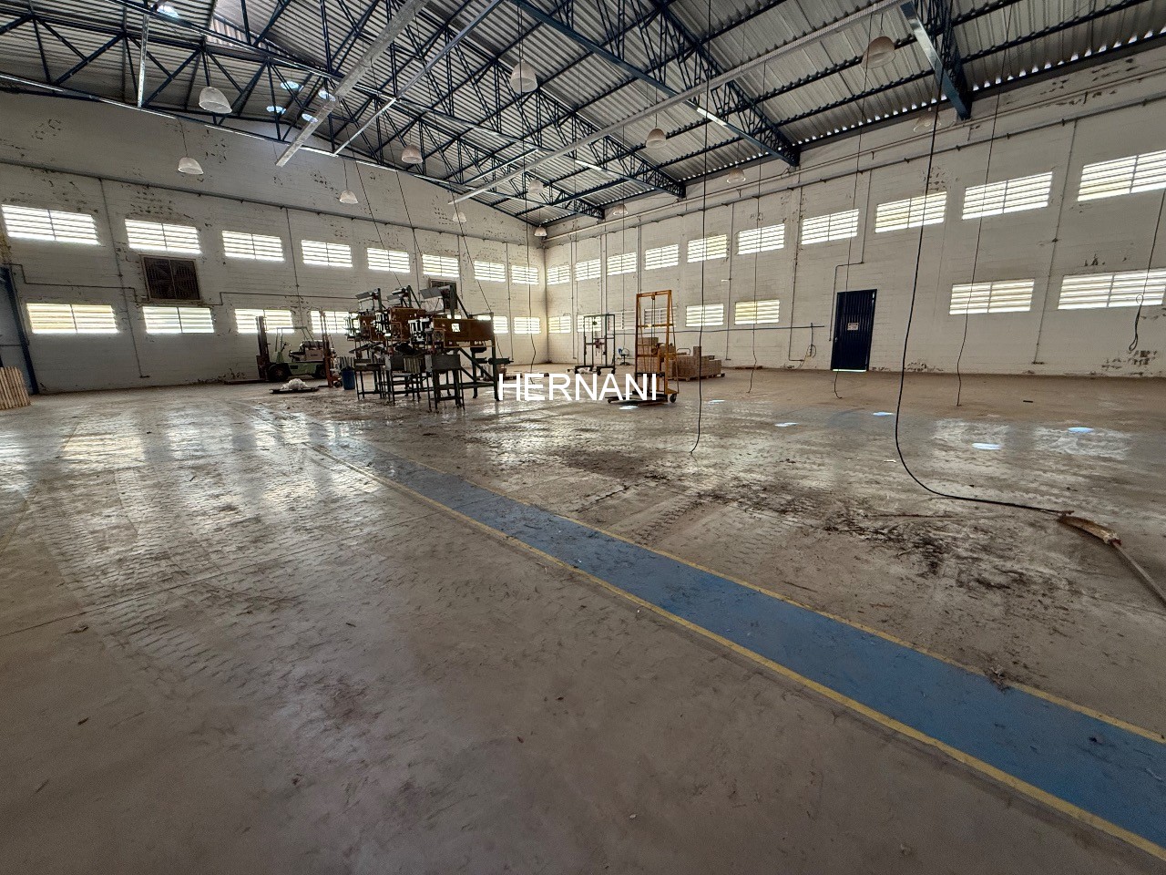 Depósito-Galpão, 2090 m² - Foto 1