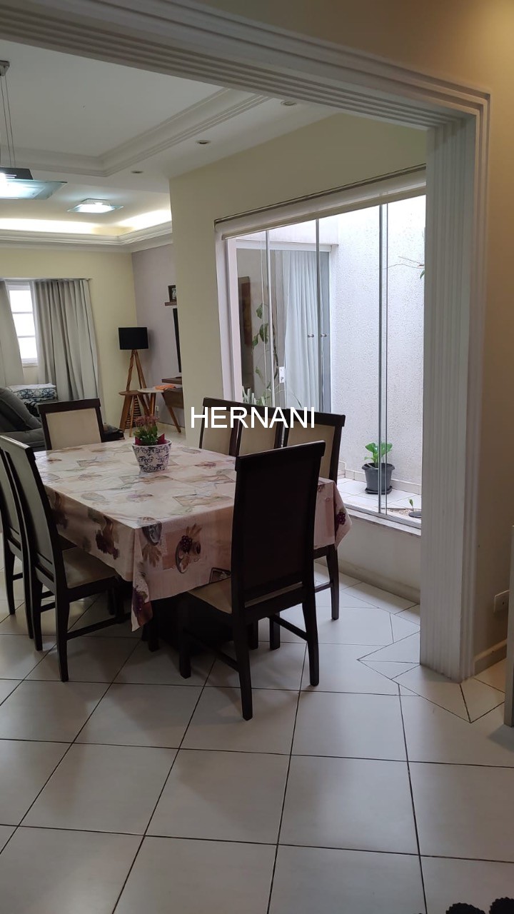 Casa, 3 quartos, 300 m² - Foto 18