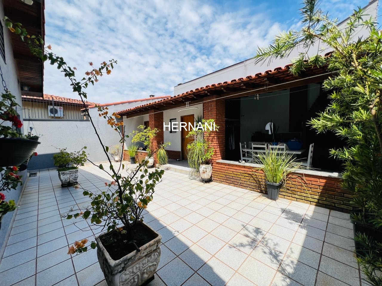 Casa, 2 quartos, 200 m² - Foto 4