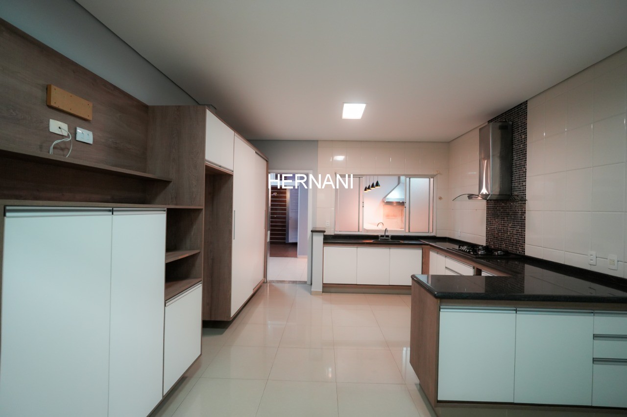 Casa, 3 quartos, 360 m² - Foto 26