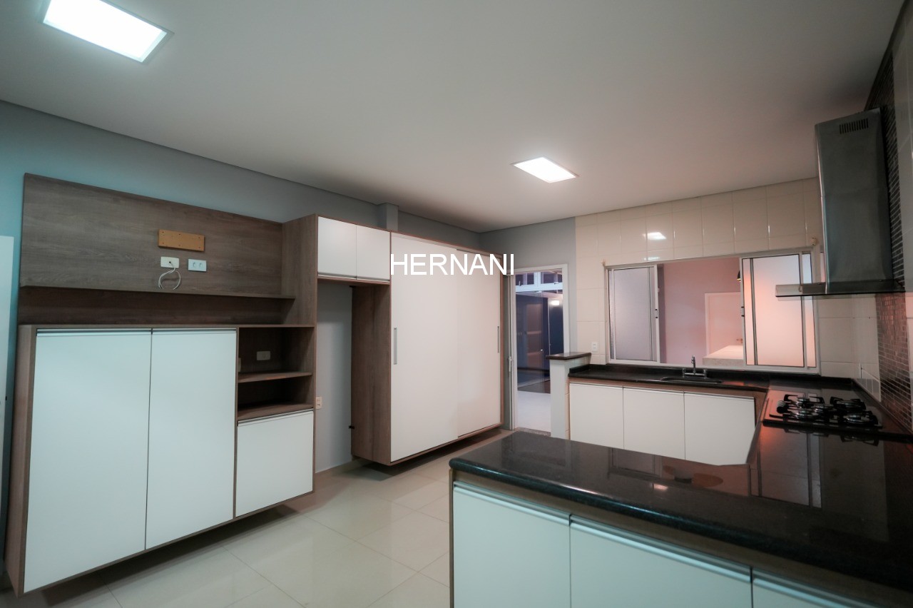 Casa, 3 quartos, 360 m² - Foto 27