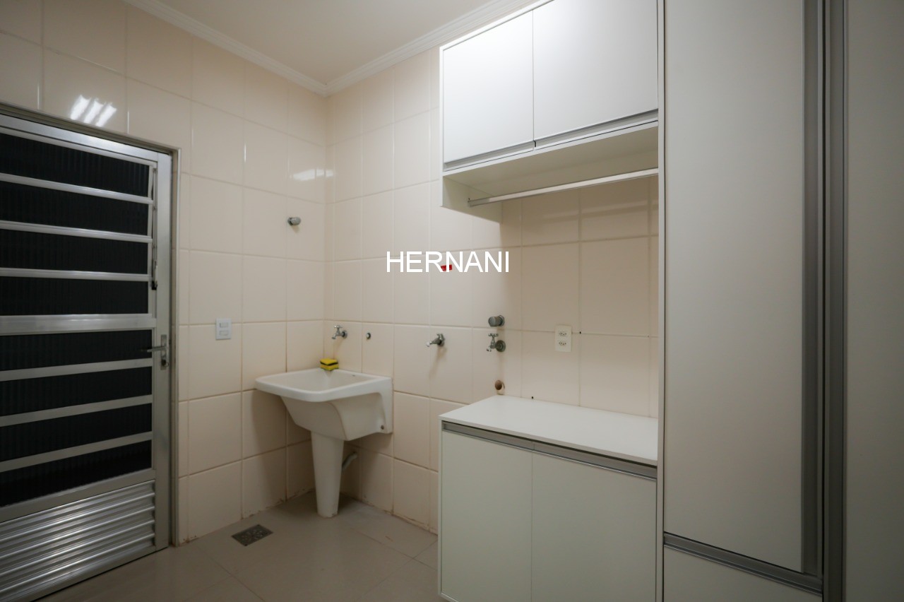 Casa, 3 quartos, 360 m² - Foto 25