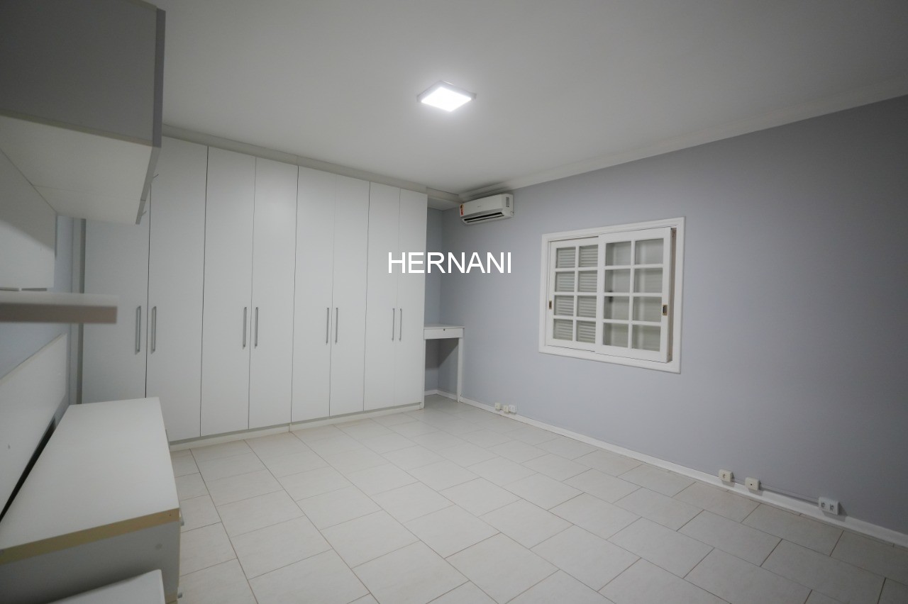 Casa, 3 quartos, 360 m² - Foto 37