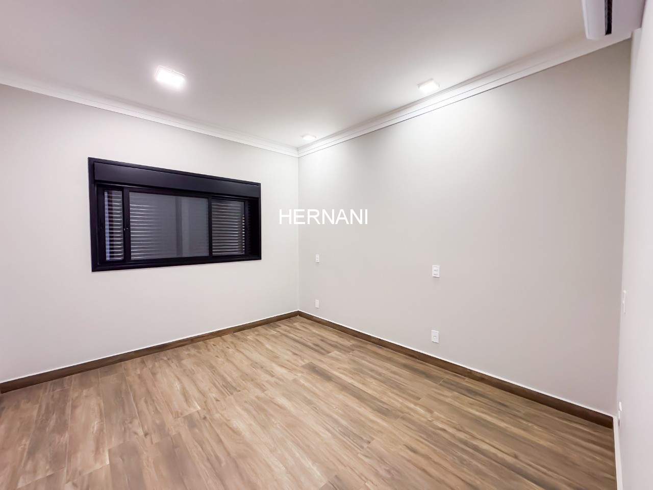 Casa, 4 quartos, 360 m² - Foto 36