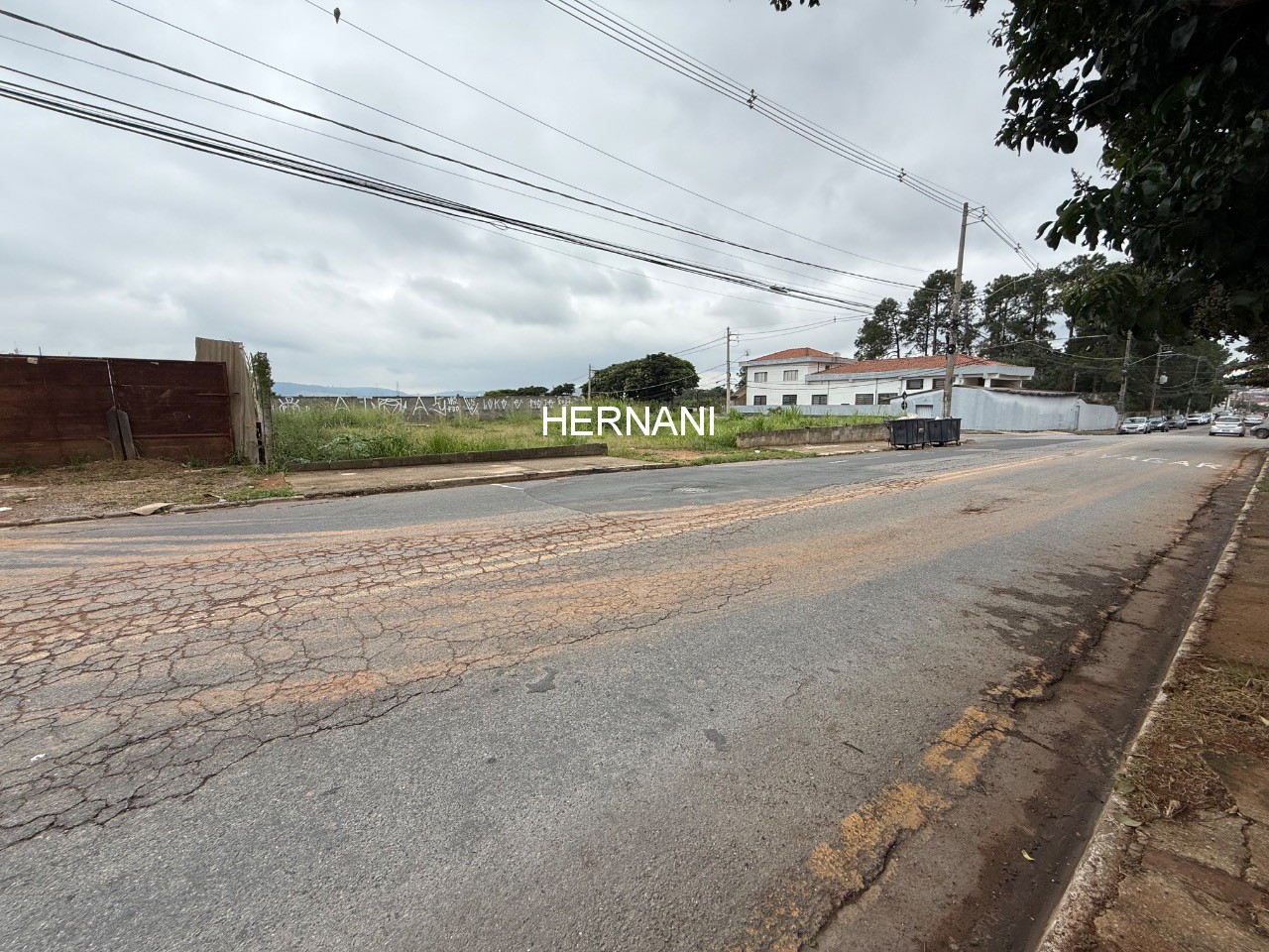 Loteamento e Condomínio, 1500 m² - Foto 3