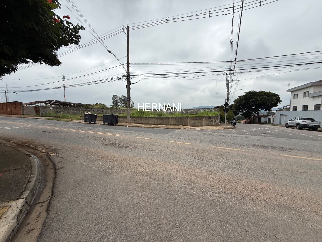 Loteamento e Condomínio, 1500 m² - Foto 2