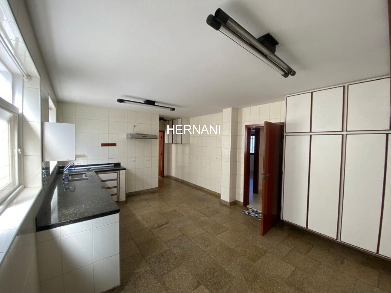 Casa, 3 quartos, 391 m² - Foto 8