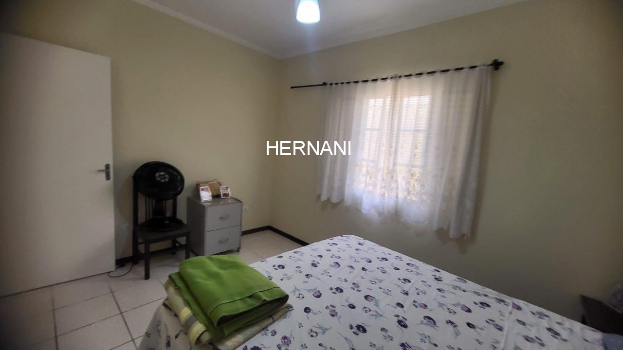 Casa, 3 quartos, 200 m² - Foto 9