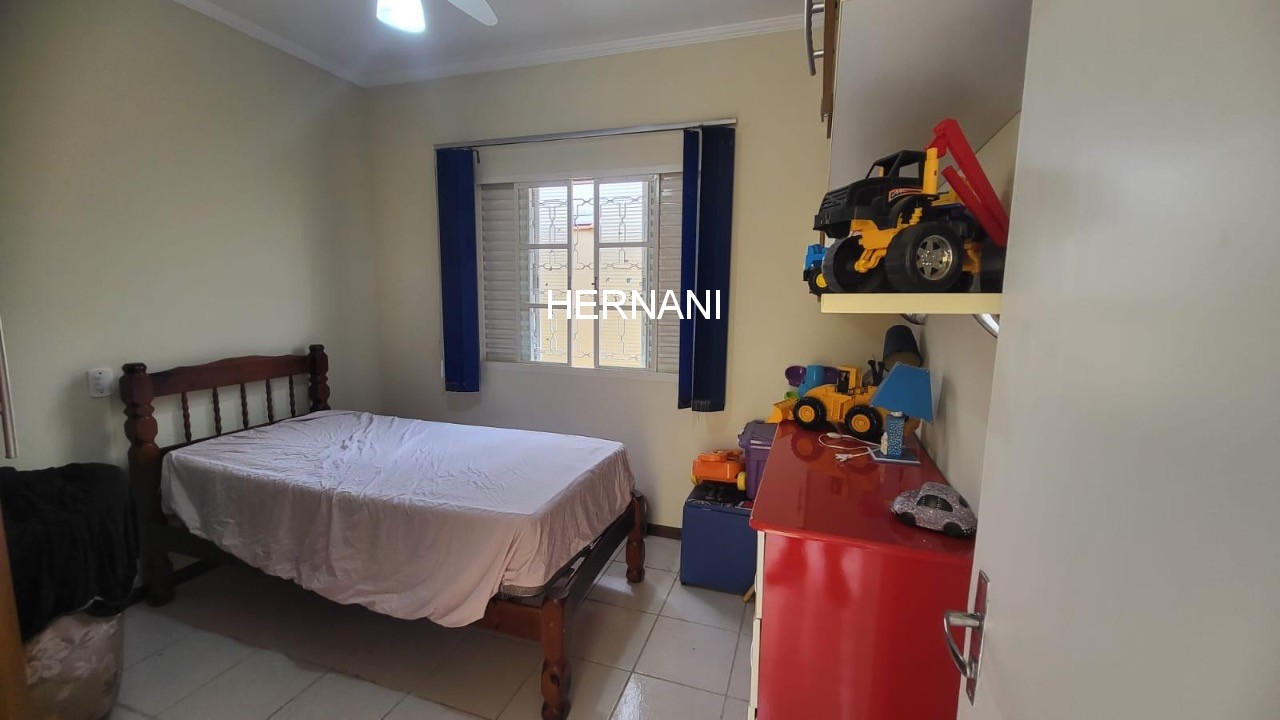 Casa, 3 quartos, 200 m² - Foto 15