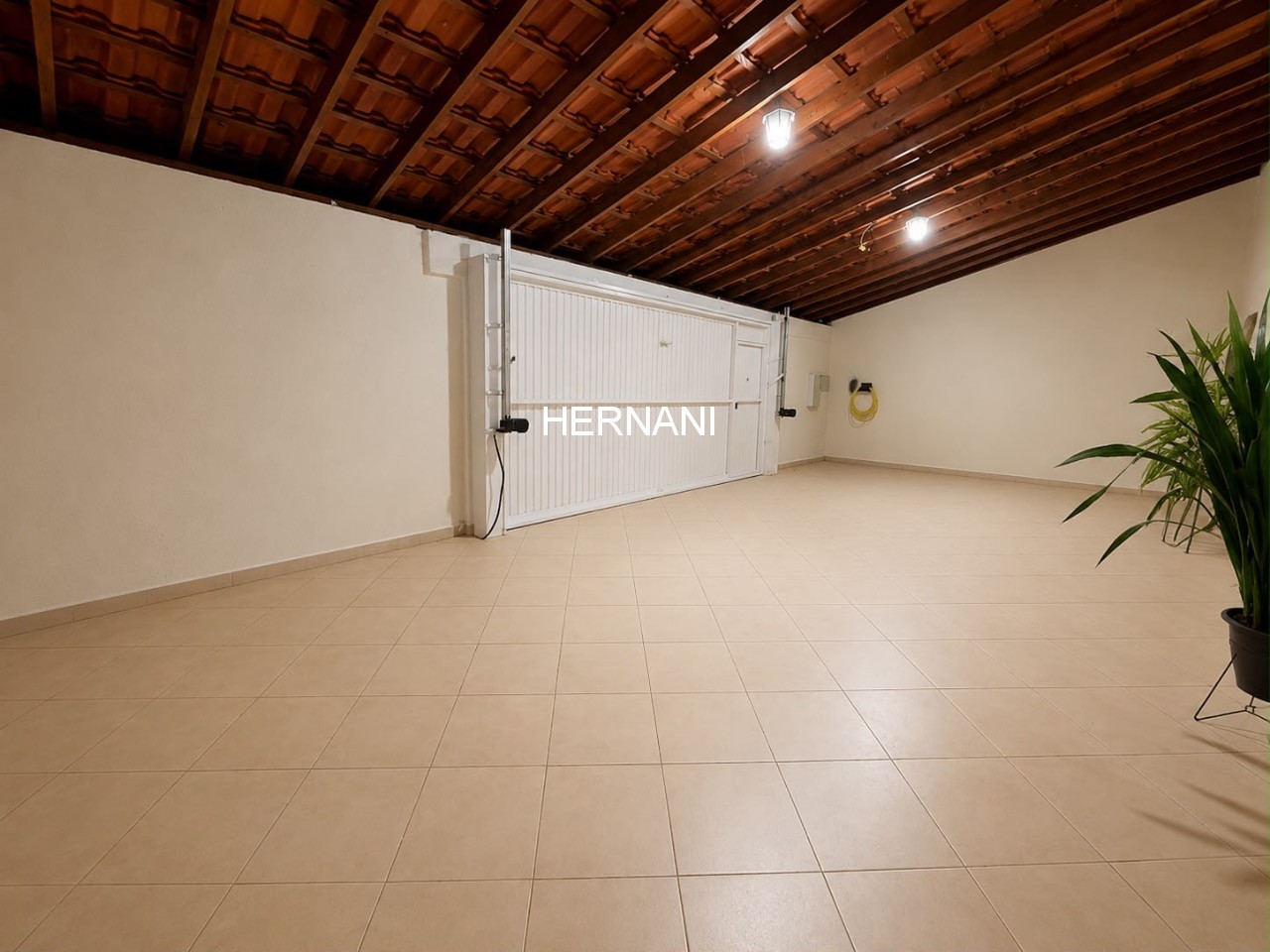 Casa, 3 quartos, 335 m² - Foto 2