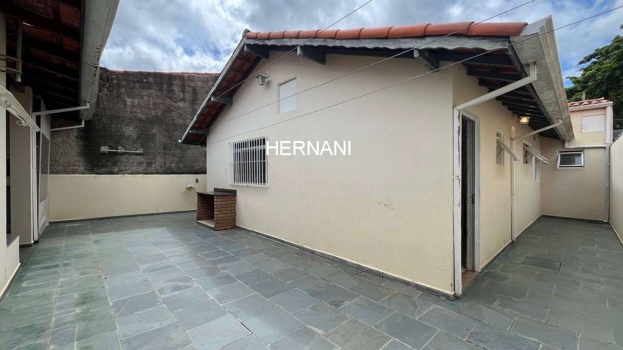 Casa, 3 quartos, 250 m² - Foto 9