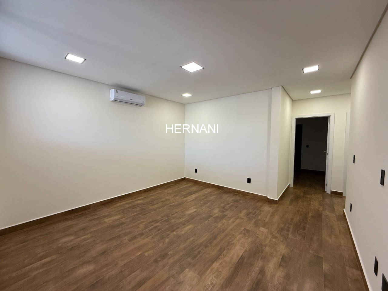 Casa, 3 quartos, 271 m² - Foto 13