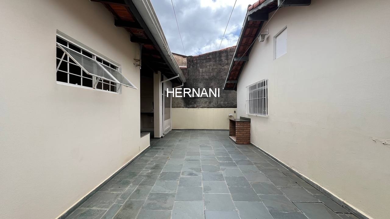 Casa, 3 quartos, 250 m² - Foto 12