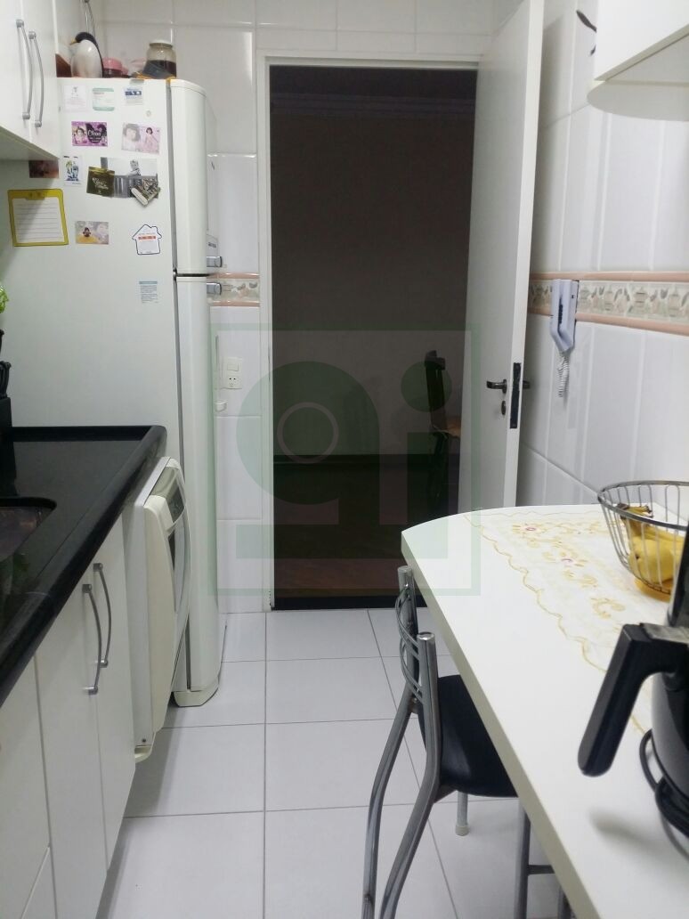 Apartamento à venda com 2 quartos, 56m² - Foto 5