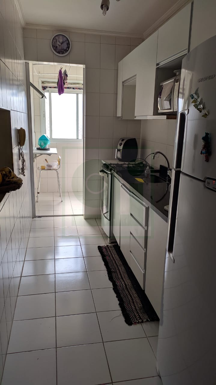 Apartamento à venda com 2 quartos, 64m² - Foto 24