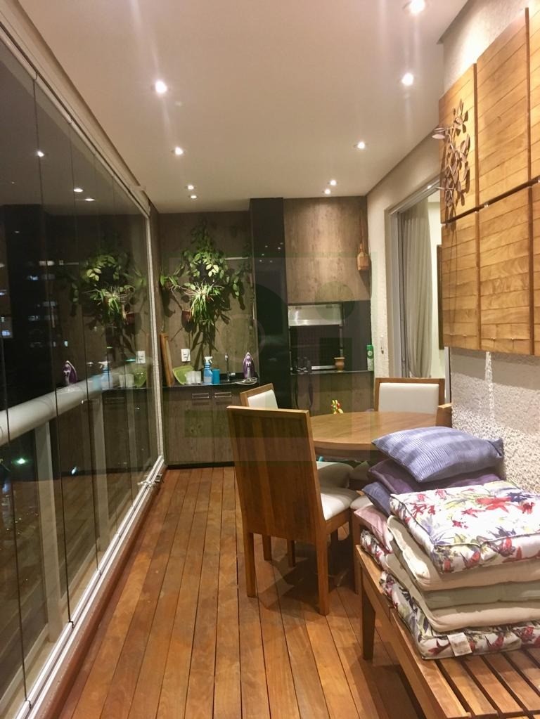 Apartamento à venda com 3 quartos, 155m² - Foto 4