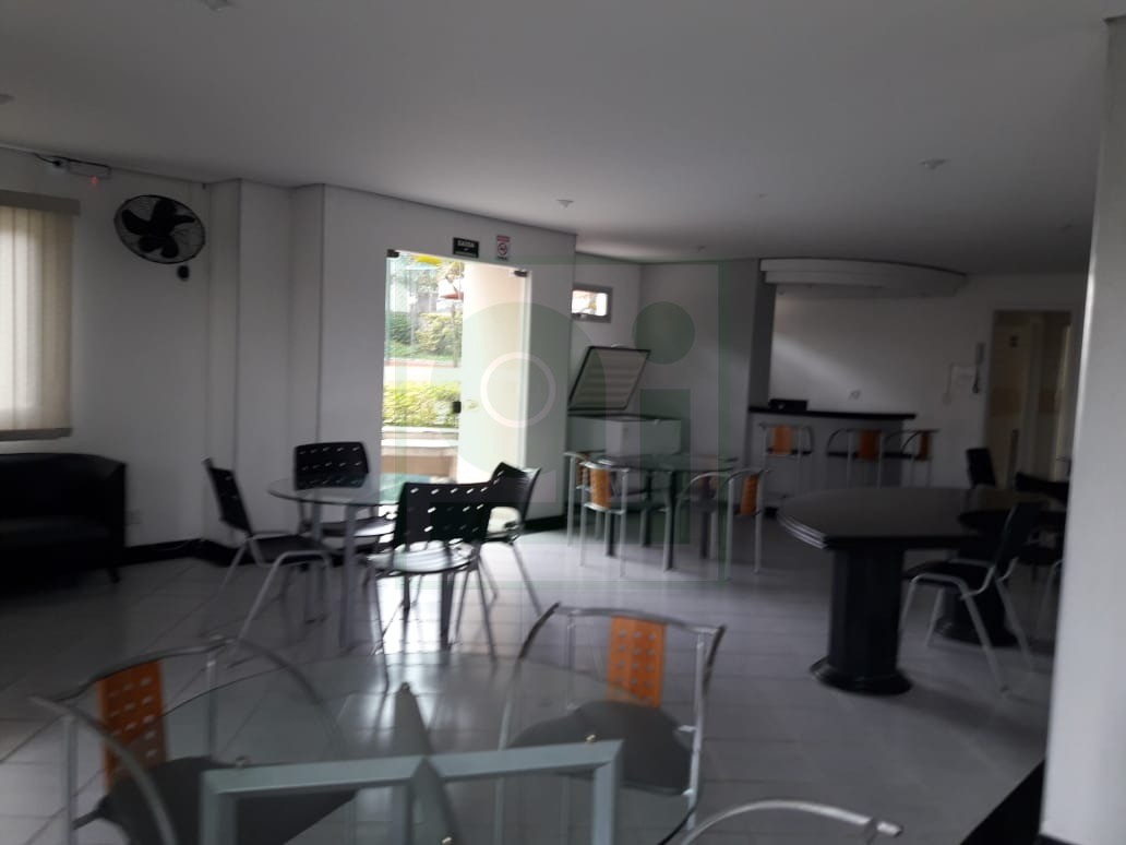 Apartamento à venda com 2 quartos, 58m² - Foto 12