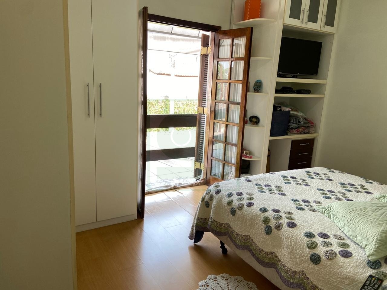 Casa à venda com 3 quartos, 127m² - Foto 11