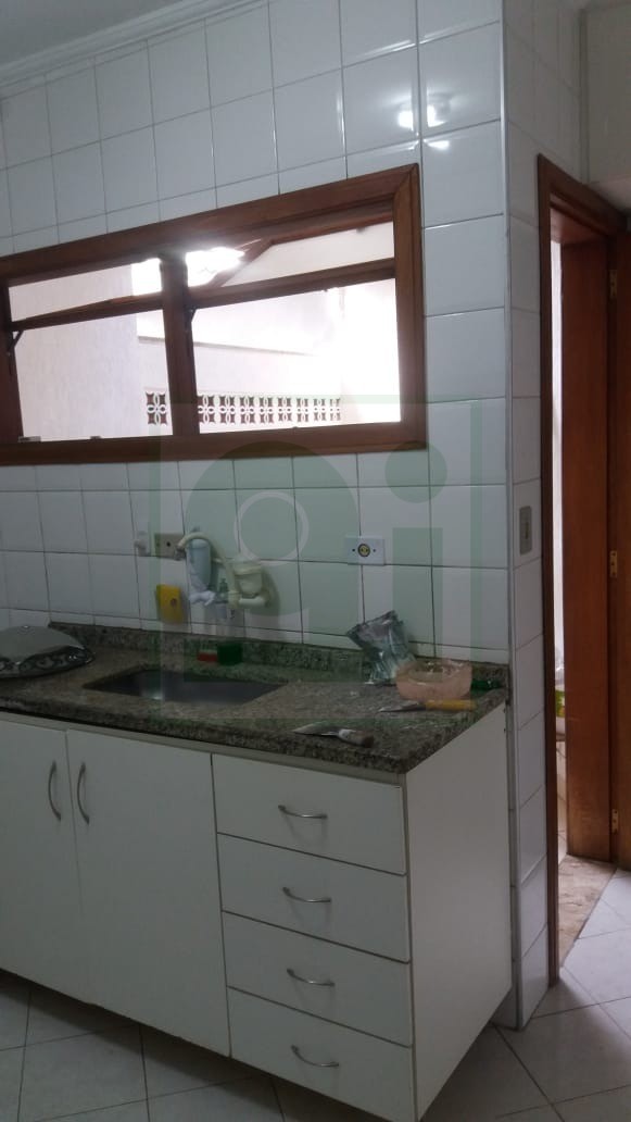 Casa à venda com 2 quartos, 60m² - Foto 6