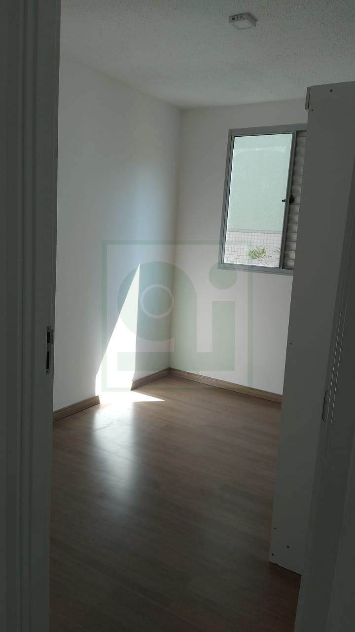 Apartamento à venda com 2 quartos, 44m² - Foto 3