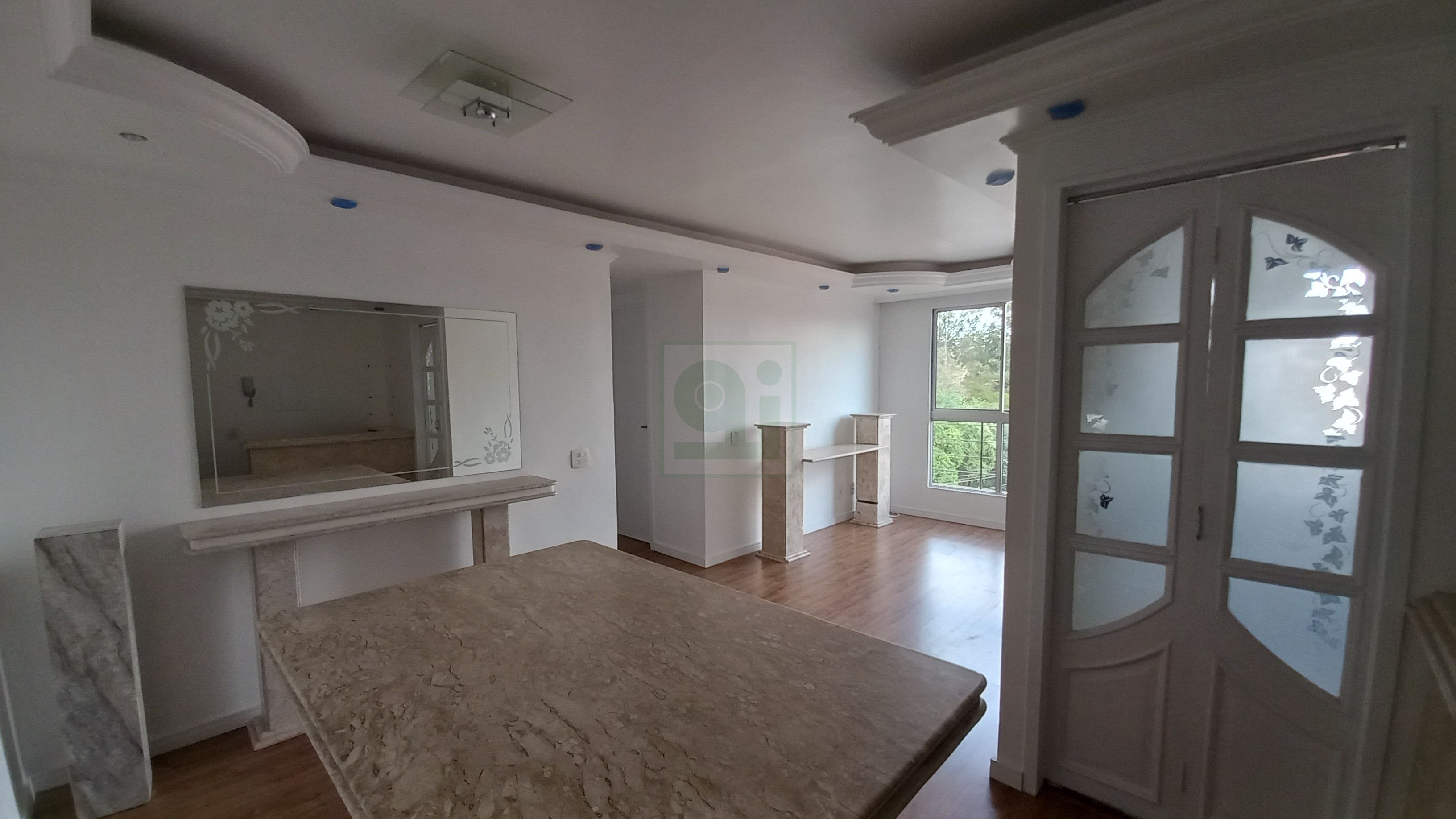 Apartamento à venda com 2 quartos, 56m² - Foto 1