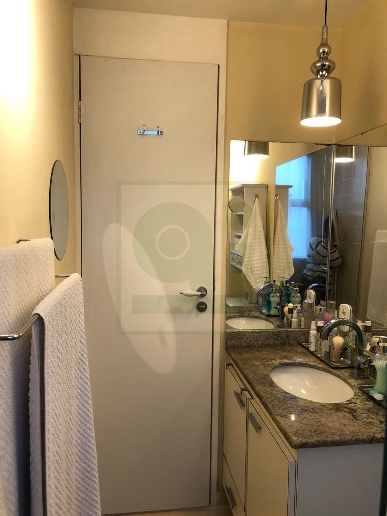 Apartamento à venda com 2 quartos, 56m² - Foto 13