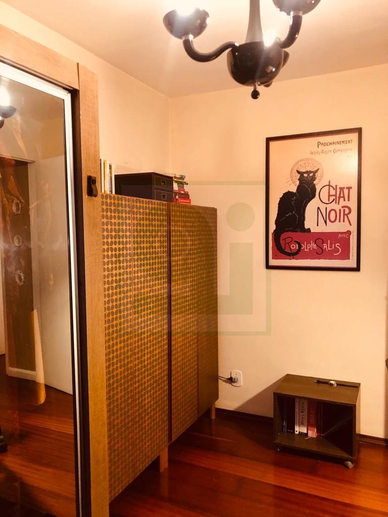 Apartamento à venda com 2 quartos, 56m² - Foto 19