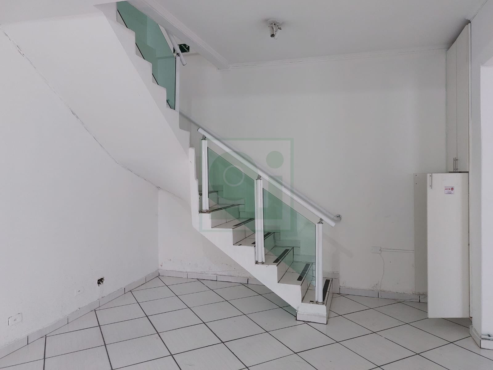 Prédio Inteiro para alugar, 90m² - Foto 1