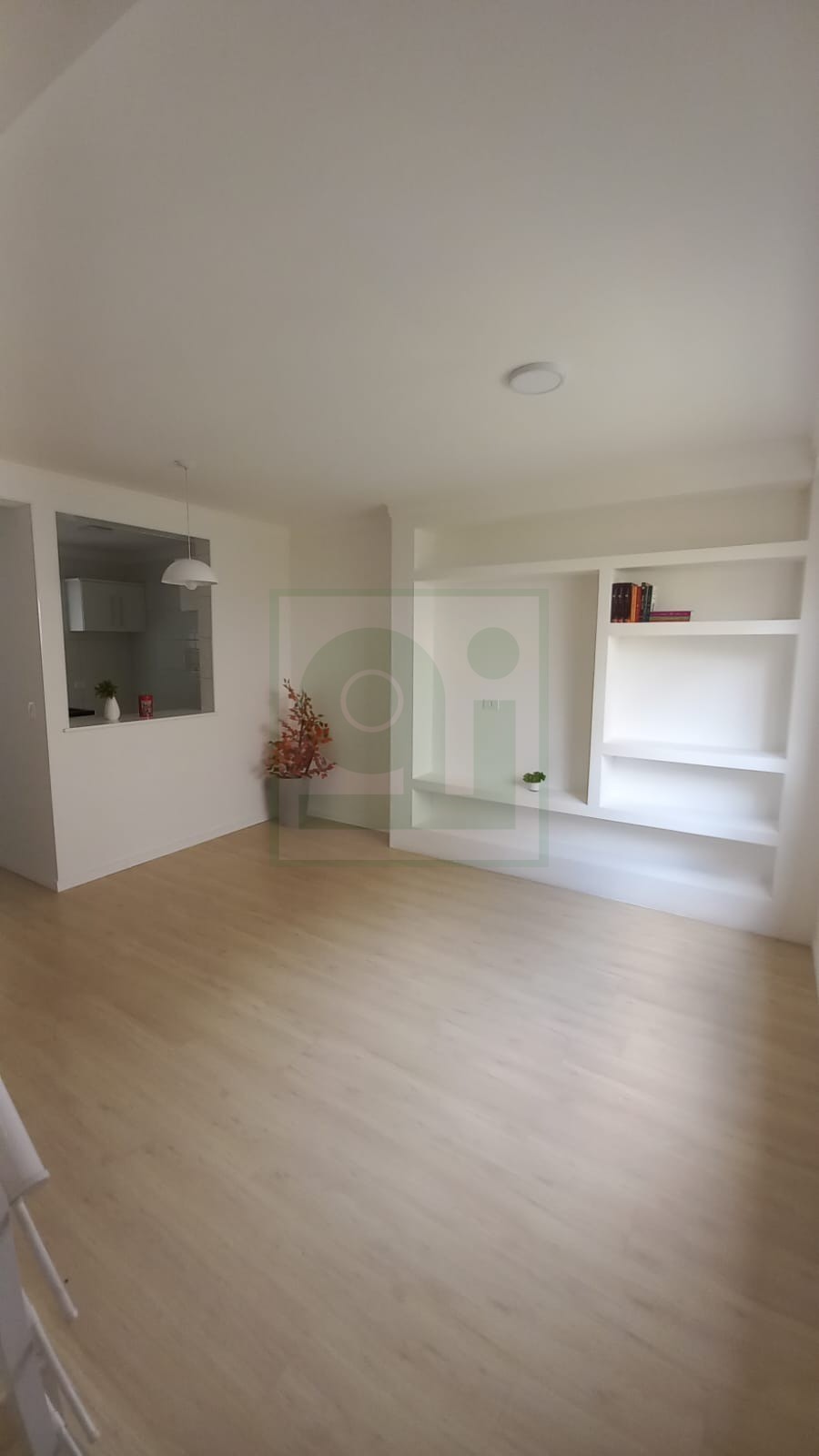 Casa à venda com 2 quartos, 82m² - Foto 1